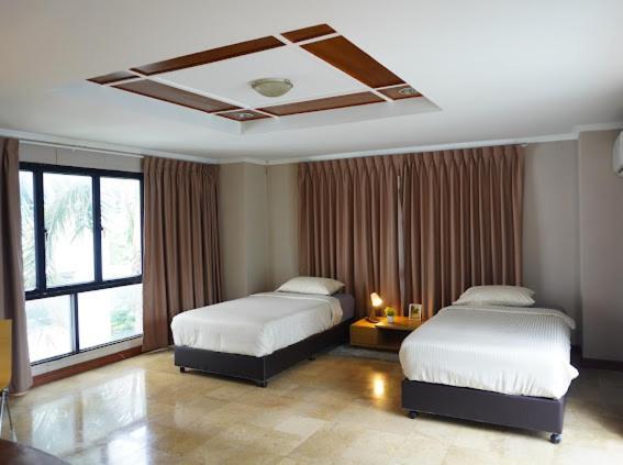 Young Place بانكوك المظهر الخارجي الصورة